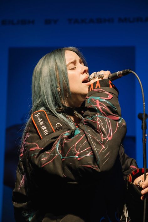 Billie Eilish Performing, Takashi Murakami, Girl Celebrities, Lower East Side, Launch Party, Pop Singers, She Song, Female Singers, Best Cosplay