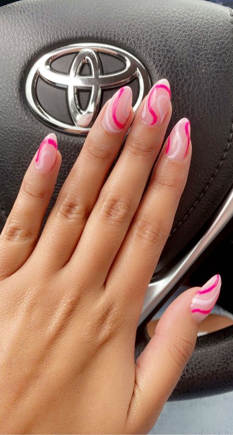 Trendy Almond Nails, Oval Acrylic Nails, Unghie Nail Art, Broken Nails, Simple Gel Nails, Summery Nails, French Tip Acrylic Nails, Casual Nails, Simple Acrylic Nails