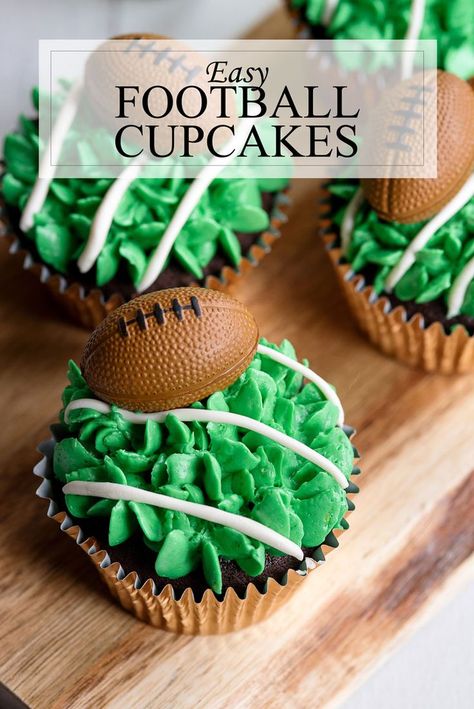 Easy Superbowl Football Cupcakes with Piped Grass Frosting Bowl Desserts, Simple Cupcakes, Superbowl Cake, Making Desserts, Superbowl Desserts, Whipped Buttercream, Football Cupcakes, Football Parties, Football Cake