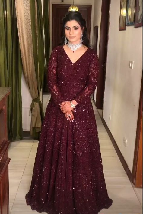 Indian Engagement Outfit, Indian Bridesmaid Dresses, Wedding Guest Gowns, Wine Colour, Anarkali Dress Pattern, Latest Bridal Dresses, Long Gown Dress, Indian Gowns Dresses, Indian Gowns