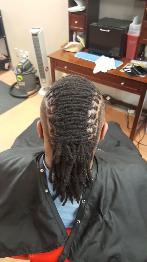 Mohawk Loc Styles For Men, Mohawk Loc Styles, Tapered Locs, Mohawk Locs, Men With Dreads, Locs Men, Male Hairstyle, Professional Hairstyles For Men, Dreadlocks Styles