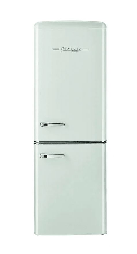 I get giddy whenever I walk into a kitchen with a Smeg retro refrigerator. They are the Daddy of retro fridges on the market but hot dang, they are pricey. When renovating the kitchen in our Whimsy Homes cabin, I knew I wanted to put a cute retro fridge in there. I went on a deep dive researching the coolest Smeg Fridge alternatives for all my retro loving babes who don't want to drop $3-4 grand on a fridge. Smeg Appliances Refrigerators, Vintage Look Refrigerator, Vintage Inspired Fridge, Vintage Refrigerator Kitchen, Retro Fridge Kitchen Ideas, Industrial Refrigerator In Kitchen, Smeg Kitchenette, Kitchen With Retro Fridge, Vintage Fridge In Kitchen