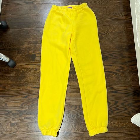 Cuffed Sweatpant Legs Xs From Edikted And Never Worn! Perfect For A Michigan Game Day Michigan Game Day, Yellow Sweatpants, Game Day, Pant Jumpsuit, Michigan, Shopping Outfit, Sweatpants, Yellow, Outfit Inspo