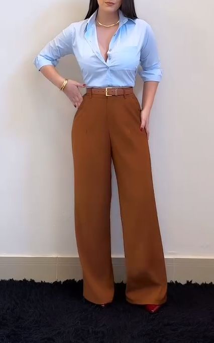 Burnt Orange Work Outfit, Coffee Brown Pants Outfit, Fall Outfits 2014, Outfit Tutorial, Pants Outfit Work, Outfits Bonitos, Corporate Baddie, Wide Leg Pants Outfit, Casual Work Outfits Women