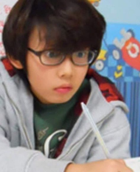 #yeonjun #txt #predebut #choiyeonjun Moa Collection, Choi Daniel, Entertainment District, Childhood Photos, Txt Yeonjun, Kpop Guys, 2000s Movies Aesthetic, Boyfriend Pictures, Baby Pictures