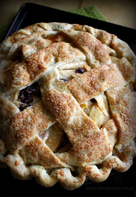 Apple Cranberry Pie, Cranberry Pear, Pear Pie, Cranberry Pie, Fruit Pies, Fall Fruits, Fruit Pie, Apple Cranberry, Apple Pear