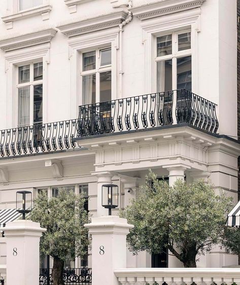 The Laslett | 4 Star Boutique Hotel in Notting Hill, London Hotels In London, Notting Hill London, Victorian Townhouse, All I Ever Wanted, Conde Nast, Notting Hill, Top Hotels, Spare Room, Guest Rooms