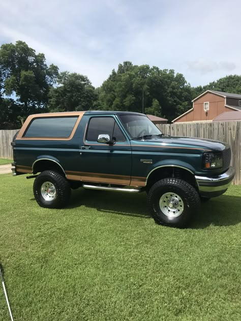 1994 Ford Bronco Eddie Bauer  5.8 L / King Ranch 2010 seats 90s Ford Bronco, 1994 Ford Bronco, 1994 Bronco, Ford Bronco 1996, 1990 Ford Bronco, 1995 Ford Bronco, Night Rider, Ford Suv, Ford Broncos