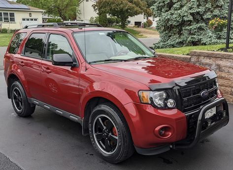 Ford Escape XLT Sport Appearance Package Ford Escape Accessories, 2011 Ford Escape, Ford Escape Xlt, Ford Ecosport, Solar Power System, Ford Escape, Ford