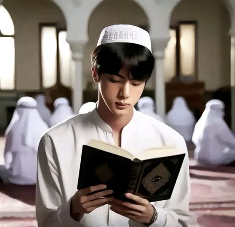 Jin Wwh, Bts Fanfiction, Handsome Husband, Bollywood Dress, Muslimah Aesthetic, Jeon Jungkook Photoshoot, Wattpad Covers, Bts Girl, Muslim Girls