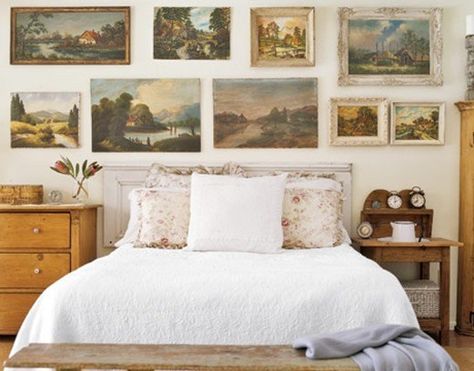 bedroom with paintings country living Mismatched Nightstands, Shabby Chic Romantic Bedroom, Old World Home, Shabby Chic Bedroom Furniture, Art Romantic, Прикроватные Тумбочки, Shabby Chic Bedroom, Casa Exterior, Shabby Chic Bedrooms