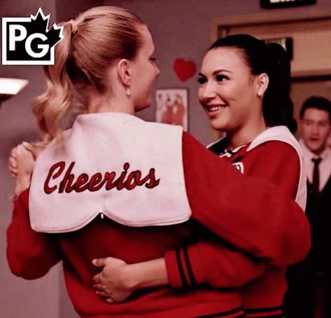 Santana And Brittany, Glee Santana And Brittany, Diana Argon, Brittany And Santana, Naya Rivera Glee, Becca Tobin, Glee Fashion, Heather Morris, Naya Rivera