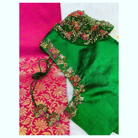 Short Hand Maggam Works New, Maggam Work Short Hands Blouse Designs, Short Hand Blouse Designs For Silk Saree, Short Hands Maggam Work, Wrk Blouses, Banaras Blouse, Gold Blouse Designs, Exclusive Blouse Designs, Green Blouse Designs