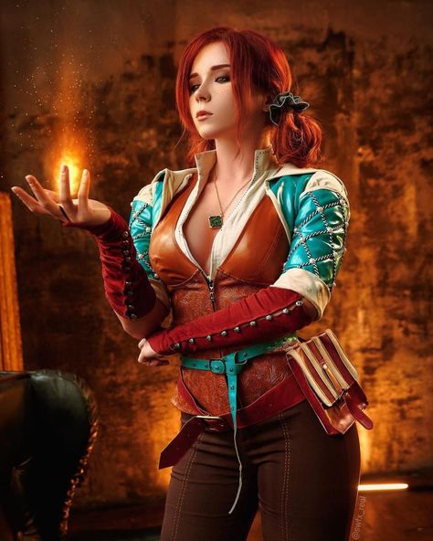 World Cosplay 🌍🕊, [10 de jun de 2022 a las 12:00 PM] Triss Merigold by Sweetie Fox Fandom: The Witcher Tags: #TheWitcher #Triss #iSweetieFox Sweetie Fox, Famous Fictional Characters, Witcher Cosplay, Professional Photoshoot, Triss Merigold, Witcher Art, Fox Girl, Marvel Spiderman Art, Fantasy Costumes