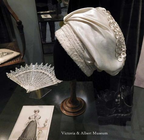 Turban for a Regency Lady (V&A) | Two Nerdy History Girls Historical Hats, Great Comet Of 1812, Regency Era Fashion, Regency Fashion, Dress Tutorials, Head Wrap Scarf, Turban Headwrap, Beautiful Costumes, Hat Ideas