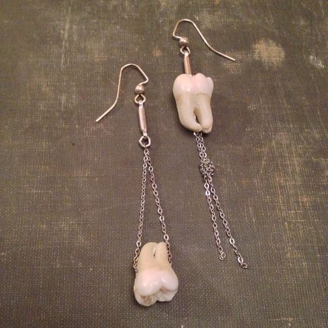 Mismatched  Human Teeth Earrings -by Blind Bella Jewelry Made From Teeth, Wisdom Teeth Earrings, Wisdom Teeth Outfit, Wisdom Tooth Jewelry, Wisdom Teeth Jewelry, Tooth Earrings, Teeth Earrings, Human Teeth Jewelry, Oddities Jewelry