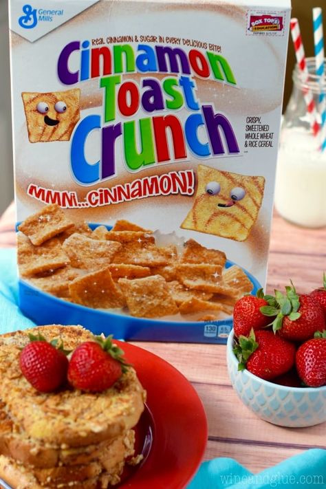 This Cinnamon Toast Crunch Crusted French Toast is such a fun and perfect breakfast for kiddos! French Toast Cereal, Crusted French Toast, French Toast Brunch, Crockpot French Toast, French Toast Waffles, Fruit Muffins, Best French Toast, Cinnamon French Toast, Cinnamon Toast Crunch