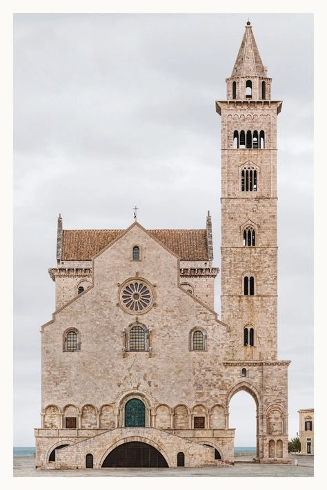 Markus Brunetti, Buildings In Italy, Trani Italy, Italian Church, Arcology, Romanesque Architecture, San Nicola, Italian Architecture, Religious Architecture