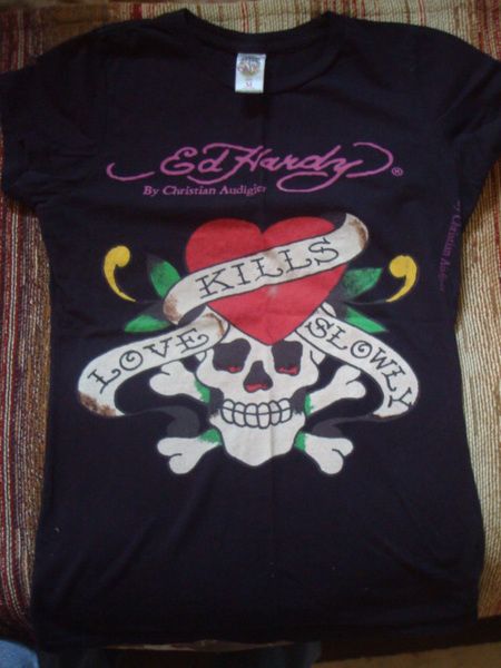 Ed Hardy T Shirt Size Med Ed Hardy T Shirt, Ed Hardy Shirt, 00s Aesthetic, Tokio Hotel, Ed Hardy, Gothic Fashion, Women's Tops, Worth Reading, Personal Style