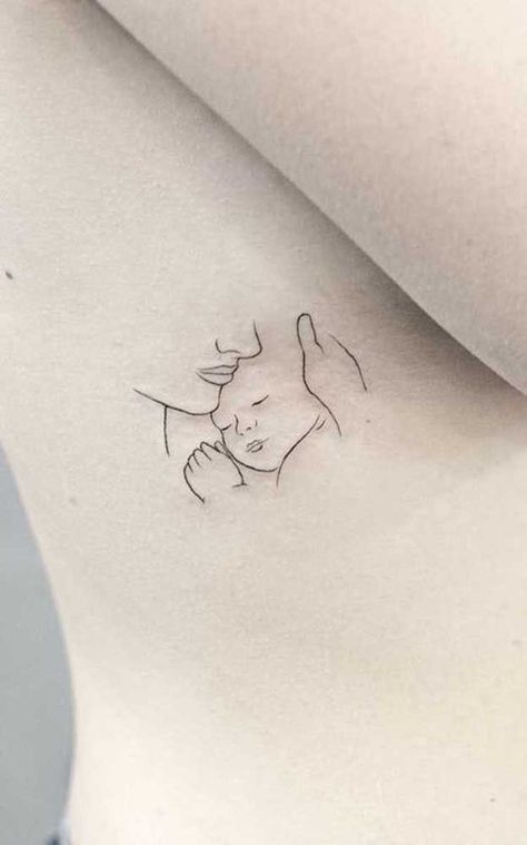 Mom Baby Tattoo, Mutterschaft Tattoos, Vom Avea Un Copil, Motherhood Tattoos, Name Tattoos For Moms, Baby Tattoo Designs, Baby Name Tattoos, Tato Minimal, Mom Tattoo Designs