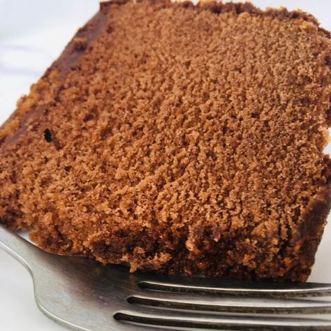 Milk Chocolate Pound Cake, Homemade Chocolate Pound Cake, Chocolate Pound Cake Recipe Homemade, Chocolate Pound Cake Moist, Chocolate Cream Cheese Pound Cake Recipe, Chocolate Sour Cream Pound Cake, Cold Oven Pound Cake, Chocolate Pound Cake Recipe, Sweet Potato Pound Cake