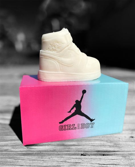 Gender Reveal Sneakers, Gender Reveal Ideas Sneakers, Shoe Gender Reveal, Nike Gender Reveal Ideas, Sneaker Head Gender Reveal Ideas, Nike Gender Reveal, Sneaker Ball Gender Reveal, Jordan Gender Reveal, Sneaker Gender Reveal Ideas