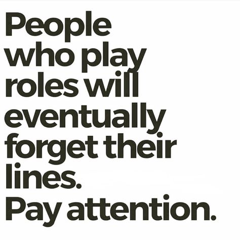 Real recognize real! People can only keep up a front for so long. It may take a week.. it may take 20 years..but eventually they can’t help but slip and show their true colours. Fake People Quotes, People Quotes, Quotable Quotes, Wise Quotes, Meaningful Quotes, The Words, Great Quotes, Wisdom Quotes, True Quotes