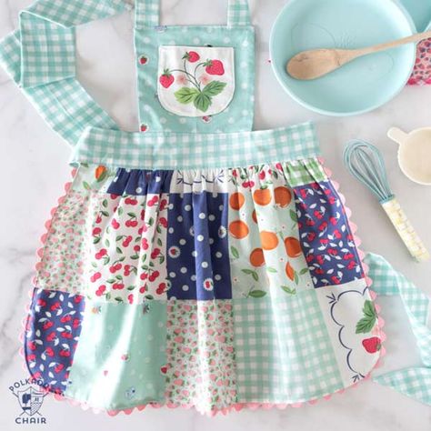 Free Apron Patterns Free Child Apron Pattern, Pocket Apron Pattern Free, Free Apron Sewing Patterns Simple, Apron Diy Patterns Free Sewing, Childs Apron Pattern Free, Free Pinafore Apron Pattern, Easy Apron Pattern Free, Diy Apron For Kids, Sewing Aprons Patterns Free