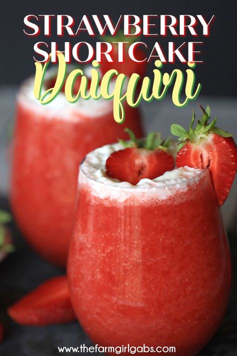 Cheers to Strawberry season. With just a few simple ingredients, you can make your own Strawberry Shortcake Daiquiris at home. Skip the mix and make fresh strawberry daiquiris at home using this easy recipe. It's the perfect slushy cocktail for cooling down in warmer weather! #strawberrydaiquiri #cocktails #slush Slushy Drinks, Strawberry Simple Syrup, Drink Stations, Buckwheat Cake, Themed Dinner, Strawberry Season, Strawberry Daiquiri, Magic Cake, Awesome Food