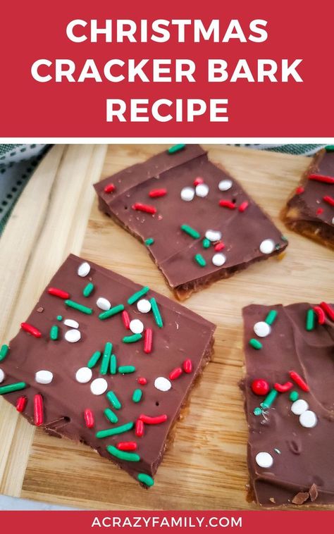 If you’re looking for a delicious holiday treat, look no further! This Christmas cracker bark recipe is simply amazing, and couldn’t be easier to make. This sweet and salty treat is perfect for gifting too, so be sure to make enough to share! Cracker Bark, Christmas Bark Recipes, Bark Recipes, Christmas Bark, Holiday Treats Christmas, Yummy Christmas Treats, Homemade Fudge Recipes, Salty Treats, Christmas Cracker