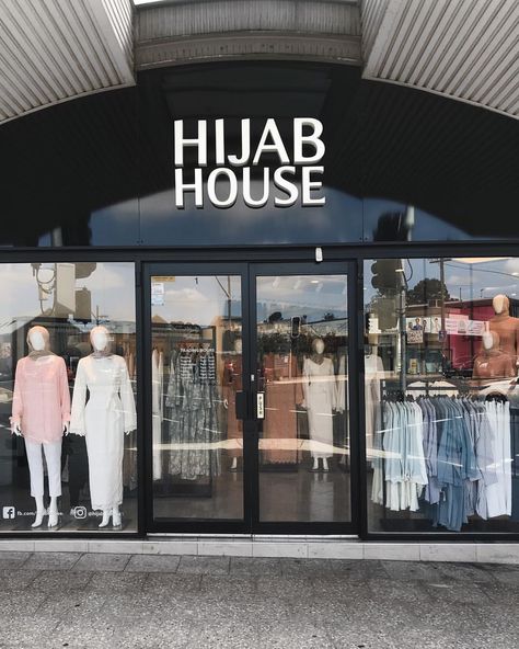 The most stylish Hijab store worldwide. ❤️ Hijab Store, Clothing Store Interior, Clothing Store Design, Shop Signage, Stylish Hijab, Hijab Fashionista, Store Interiors, Casual Hijab Outfit, Boutique Interior