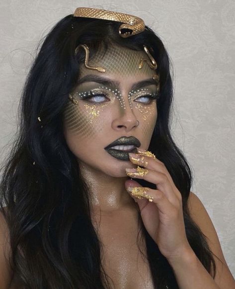 Medusa Makeup, Medusa Costume, Costume Ideas, Makeup Looks, Halloween Costumes, Make Up, Nails, Halloween, Makeup