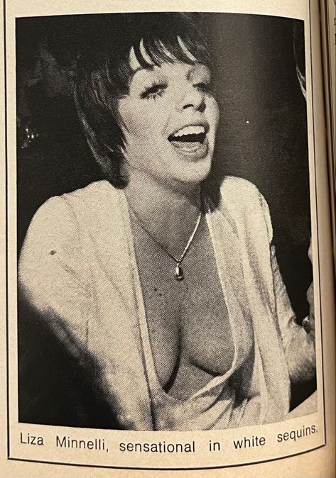 Liza Minnelli 1970s, Cabaret Photoshoot, Liza Minnelli Cabaret, Mitzi Gaynor, Classic Cinema, Liza Minnelli, Classic Girl, Jelly Fish, Year 3