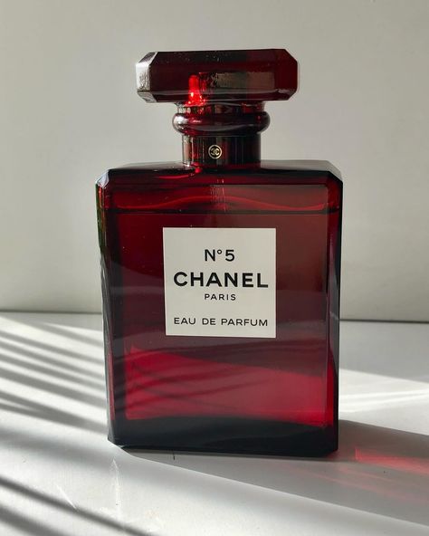 Chanel No 5, Ylang Ylang, Fragrance, Red, Floral, Instagram