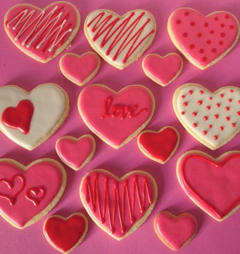 Valentines Day Sugar Cookies, Making Sweets, Valentine Sugar Cookies, Valentines Baking, Valentine Desserts, Good Photo, Soft Sugar Cookies, Valentines Day Cookies, Pretty Cookies