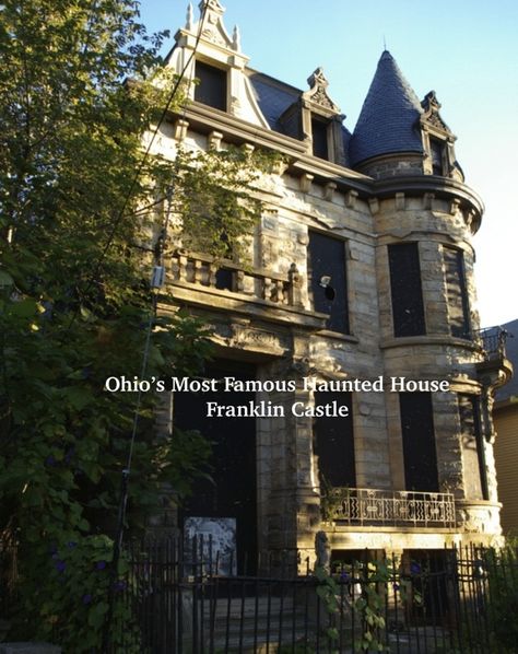 Famous Haunted Houses, Haunted House Stories, Cheap Old Houses, Folk Victorian, Old Houses For Sale, Dutch Colonial, Colonial Revival, Haunted Houses, Greek Revival