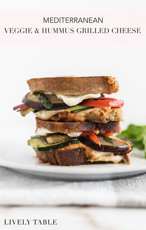 The grilled cheese gets a delicious mediterranean inspired upgrade from hummus, sautéed veggies and  fresh sourdough bread in this mediterranean veggie hummus grilled cheese. (#vegetarian, #nutfree) #grilledcheese #hummus #mediterranean #sandwich #lunch #recipes Hummus Grilled Cheese, Grilled Cheese Vegetarian, Lent Food, Mediterranean Grilled Cheese, Mediterranean Sandwich, Veggie Hummus, Sautéed Veggies, Yummy Vegetable Recipes, Sandwich Lunch