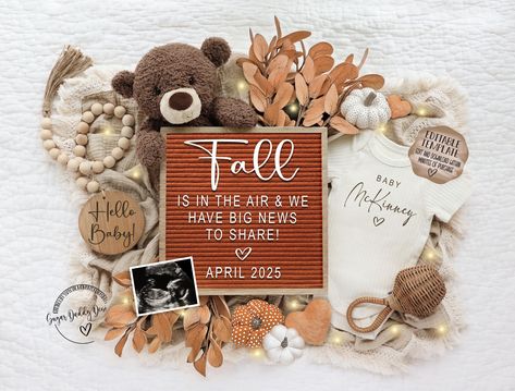 Celebrate the joy of new beginnings this Fall with our charming Autumn Digital Pregnancy Announcement featuring a cuddly teddy bear. Share your exciting news with friends and family in a sweet and whimsical way. This customizable digital announcement is perfect for spreading the warm and cozy vibes of the season. Let this adorable teddy bear bring smiles and happiness to your loved ones as you embark on this beautiful journey. Perfect for the autumn-loving parents-to-be who want to share their s Fall In Love Gender Reveal, September Pregnancy Announcement Baby 2, November Baby Announcement Ideas, Fall Baby Announcement Ideas, Pregnancy Announcement Fall, Fall Baby Announcement, Pregnancy Announcement To Parents, Fall Pregnancy, Fall Pregnancy Announcement