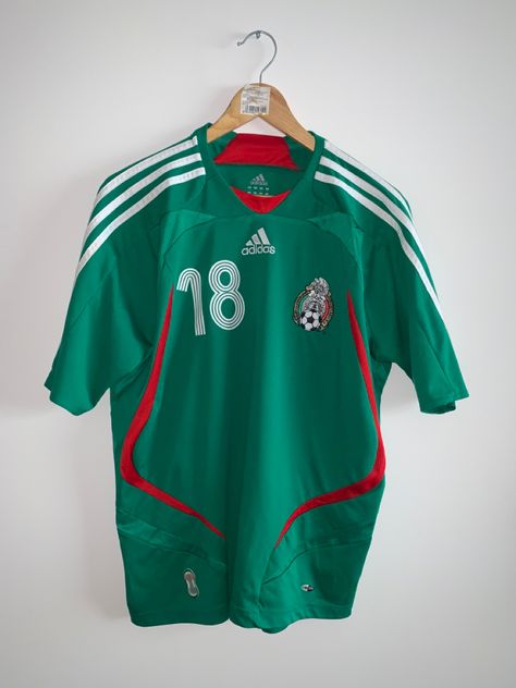 Vintage Mexico Jersey, Mexico Jersey Outfit, Mexican Jersey, Mexico Football, Mexican Team, Mexico Team, Mexico Jersey, Women Football, Mexico Soccer