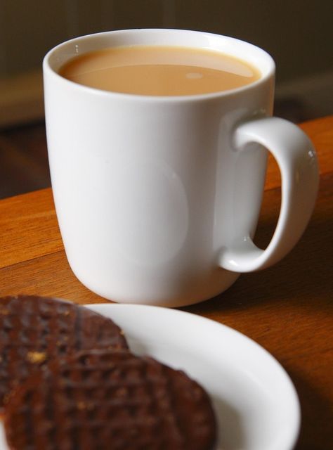 Tea And Biscuits Aesthetic, Good Morning Tea, Photography Tips Iphone, Good Morning Breakfast, Chai Recipe, Tea Quotes, Tea Biscuits, Perfect Cup Of Tea, Tea And Books