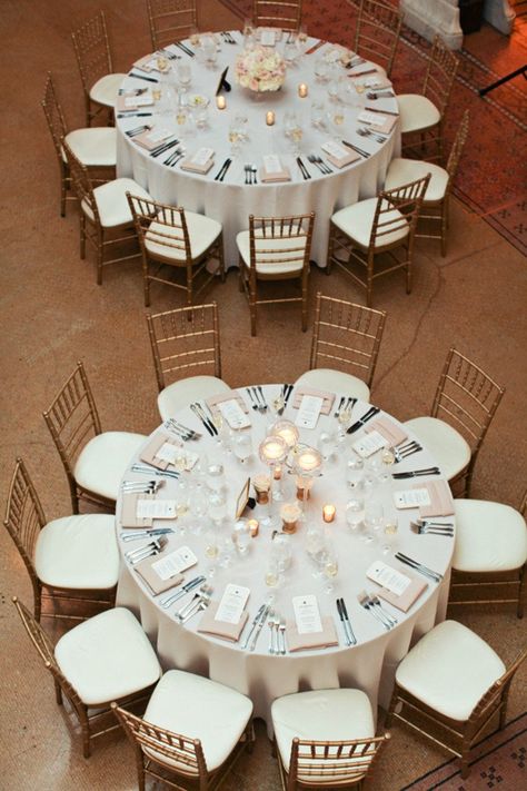 I like the difference in centerpieces between these two tables. (via Style Me Pretty, Illinois) Round Table Settings, Wedding Table Layouts, Round Wedding Tables, Wedding Top Table, Round Table Decor, Table Designs, Event Table, Wedding Tables, Wedding Reception Tables