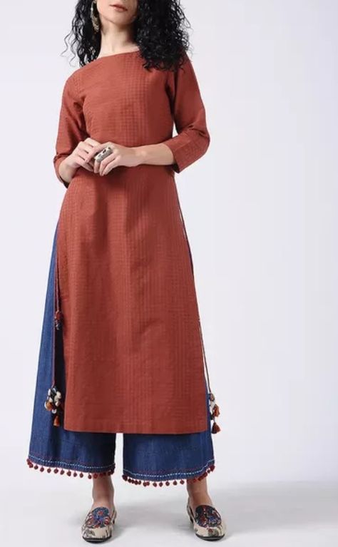 Beautiful cotton-chanderi Kurta. Kurti With Jeans And Dupatta, Plazo Suits, Outfits Indian, Ikat Dress, Simple Kurta Designs, Anita Dongre, Suit Shirt, Stylish Short Dresses, Jeans Fabric