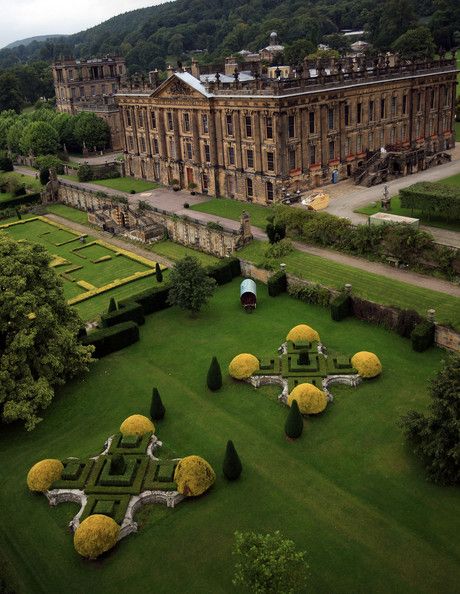 Chatsworth House ~ Devonshire, England English Manor Houses, Sims Houses, English Castles, Chatsworth House, Country Fair, English Manor, England And Scotland, Stately Home, English Countryside