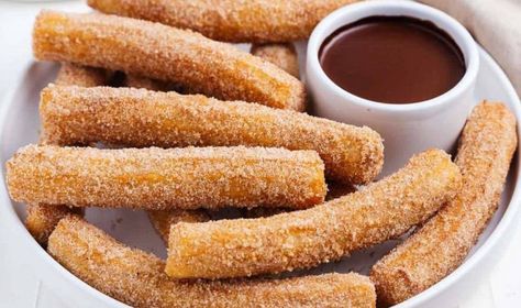 Vegan Churros, Churro Recipes, Easy Churros, Homemade Chocolate Sauce, Bakery Sweets, Mitochondrial Health, Homemade Churros, Churros Recipe, Vegan Caramel