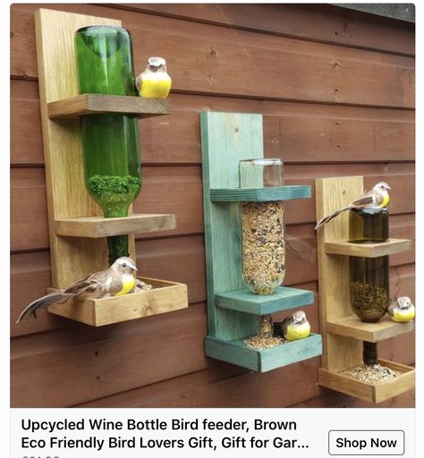 Bird Feeder Station, Bird Feeder Stands, Wine Bottle Bird Feeder, Wood Bird Feeder, Bird Seed Feeders, Wooden Bird Feeders, Bird Houses Ideas Diy, Homemade Bird Feeders, Bird House Feeder