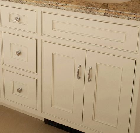 Types Of Cabinet Doors, Inset Kitchen Cabinets, Kitchen Hinges, Inset Cabinet Doors, Face Frame Cabinets, Shaker Cabinet Doors, Building Kitchen Cabinets, Inset Cabinetry, Diy Cabinet Doors