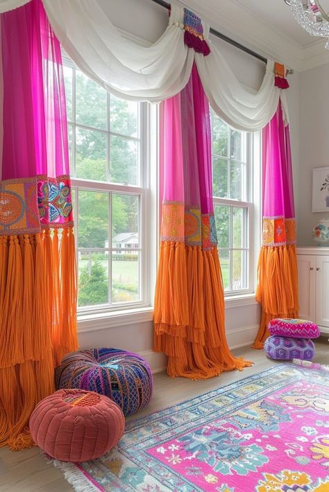 29 Boho Window Treatments for a Stylish Home 2 Colorful Boho Chic Living Room, Boho Window Treatments, Cortina Boho, Lace Window Treatments, Bright Curtains, Boho Window, Window Treatments Ideas, Curtain Modern, Lace Window