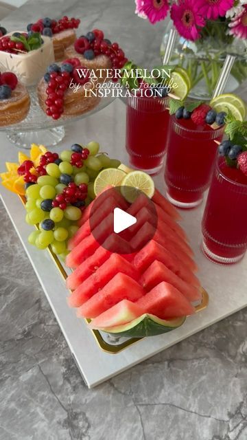 🍃 𝐒  𝐀  𝐁  𝐈  𝐑  𝐀     𝐁. 🍃 on Instagram: "HOW TO CUT A 🍉😍

#watermelon #wassermelone #🍉 #howtocut #fruit #fruits #fruitlover #obst #healthy #healthyfood #food #foodblogger #foodstyling #foodstylist #foodphotography #foodporn #foodstagram #foodlover #foodies #instafood #sabirasfoodlife" Cut A Watermelon, Food Styling, R A, Food Lover, Food Blogger, Food Photography, Watermelon, Healthy Recipes, Fruit