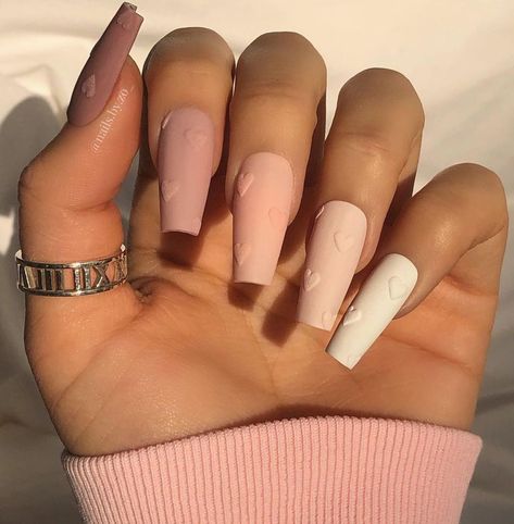 Aesthetic Valentines Nails, Blue Gradient Nails, Need Aesthetic, Aesthetic Valentines, Valentines Day Nails, Dreamy Aesthetic, Halloween Acrylic Nails, February Nails, Work Nails