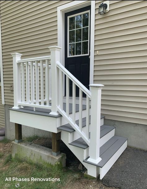 Front Porch Stairs With Railing, Side Stoop Porch, Steps Off Back Door, Back Stoop Ideas Porch Steps, Side Stairs Entrance Outside, Back Door Steps To Yard, Outdoor Steps Ideas Stairs Entrance, Deck Steps With Landing, Back Door Stairs